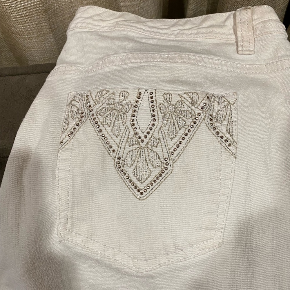 Style & Co White Denim Capris